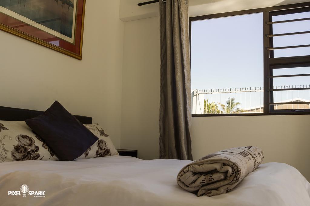 Tyday Accommodation Port Elizabeth Exterior photo