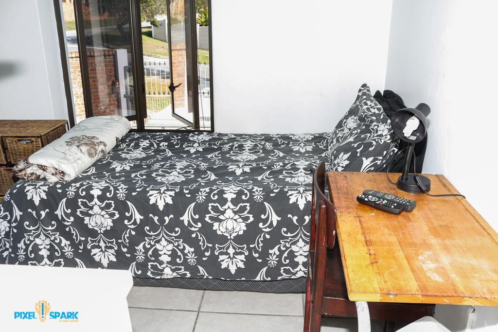 Tyday Accommodation Port Elizabeth Exterior photo