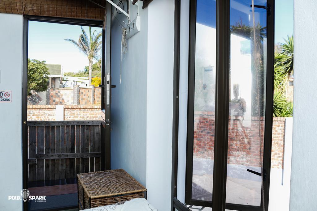 Tyday Accommodation Port Elizabeth Exterior photo