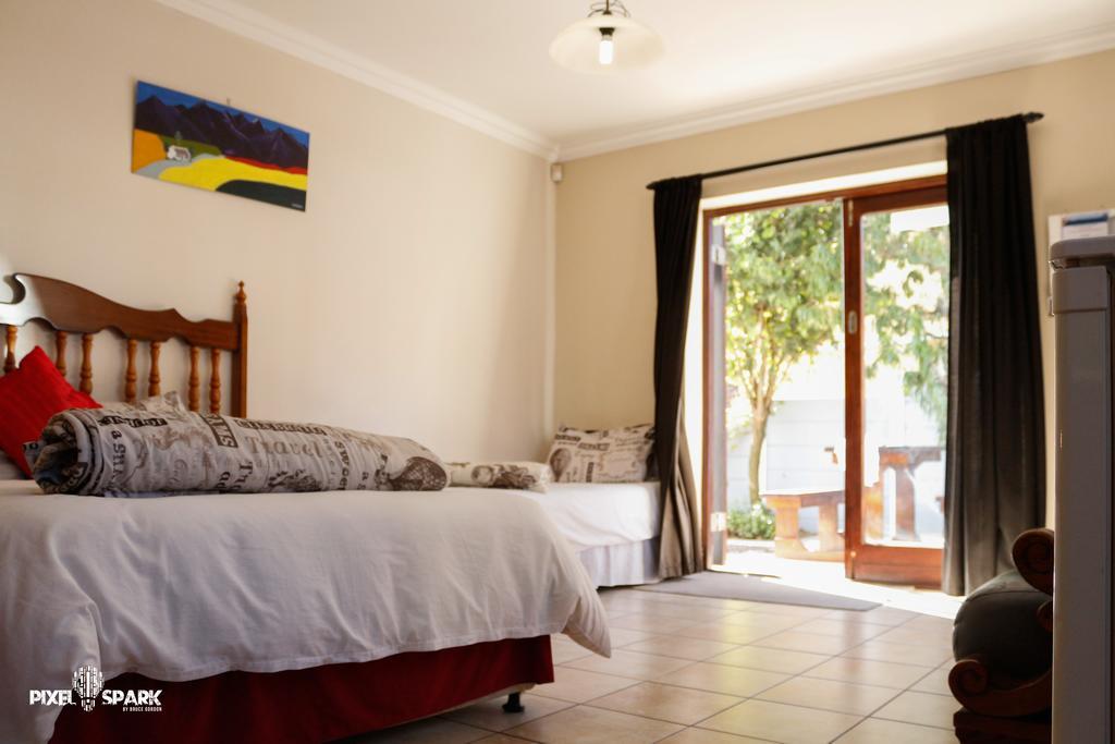 Tyday Accommodation Port Elizabeth Exterior photo