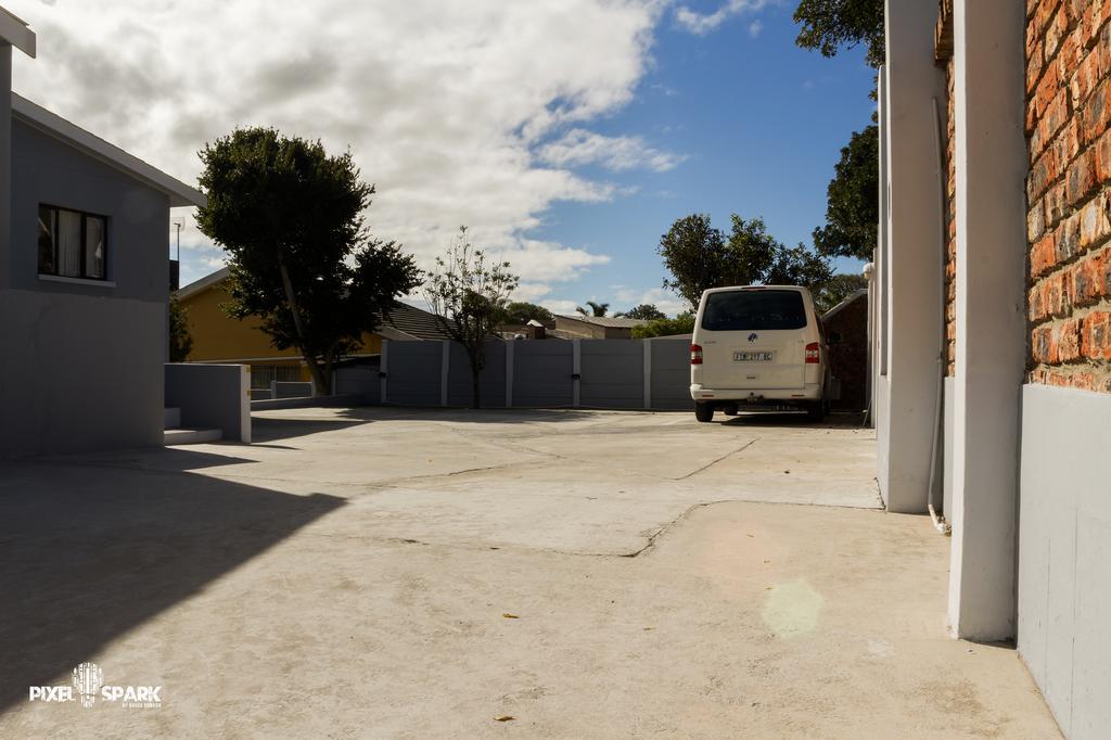 Tyday Accommodation Port Elizabeth Exterior photo