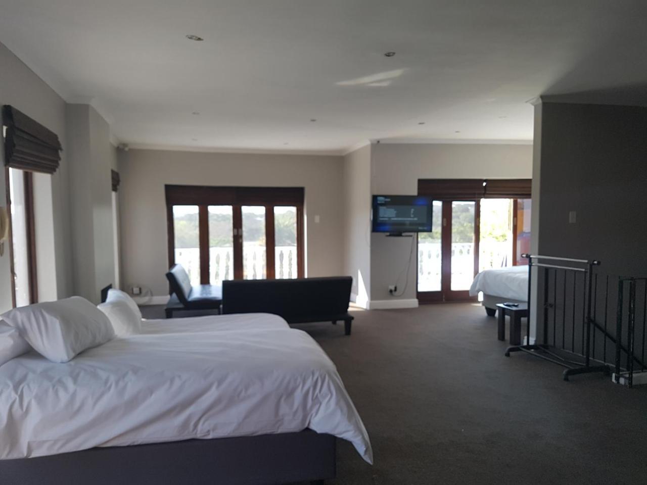 Tyday Accommodation Port Elizabeth Exterior photo