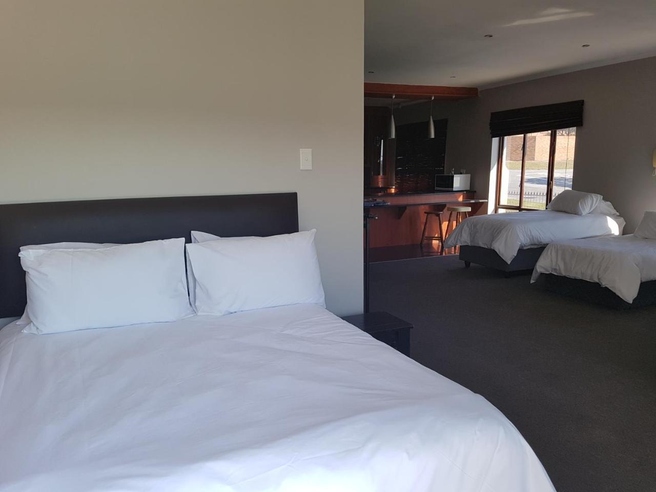 Tyday Accommodation Port Elizabeth Exterior photo